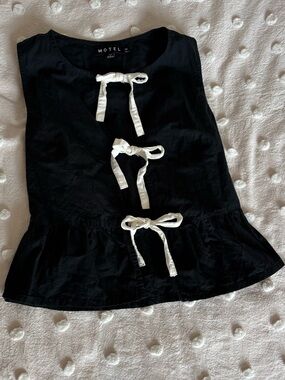 Motel Rocks Black Sleeveless Top with White Tie Bow Front | 100% Cotton